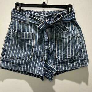 American Eagle striped shorts